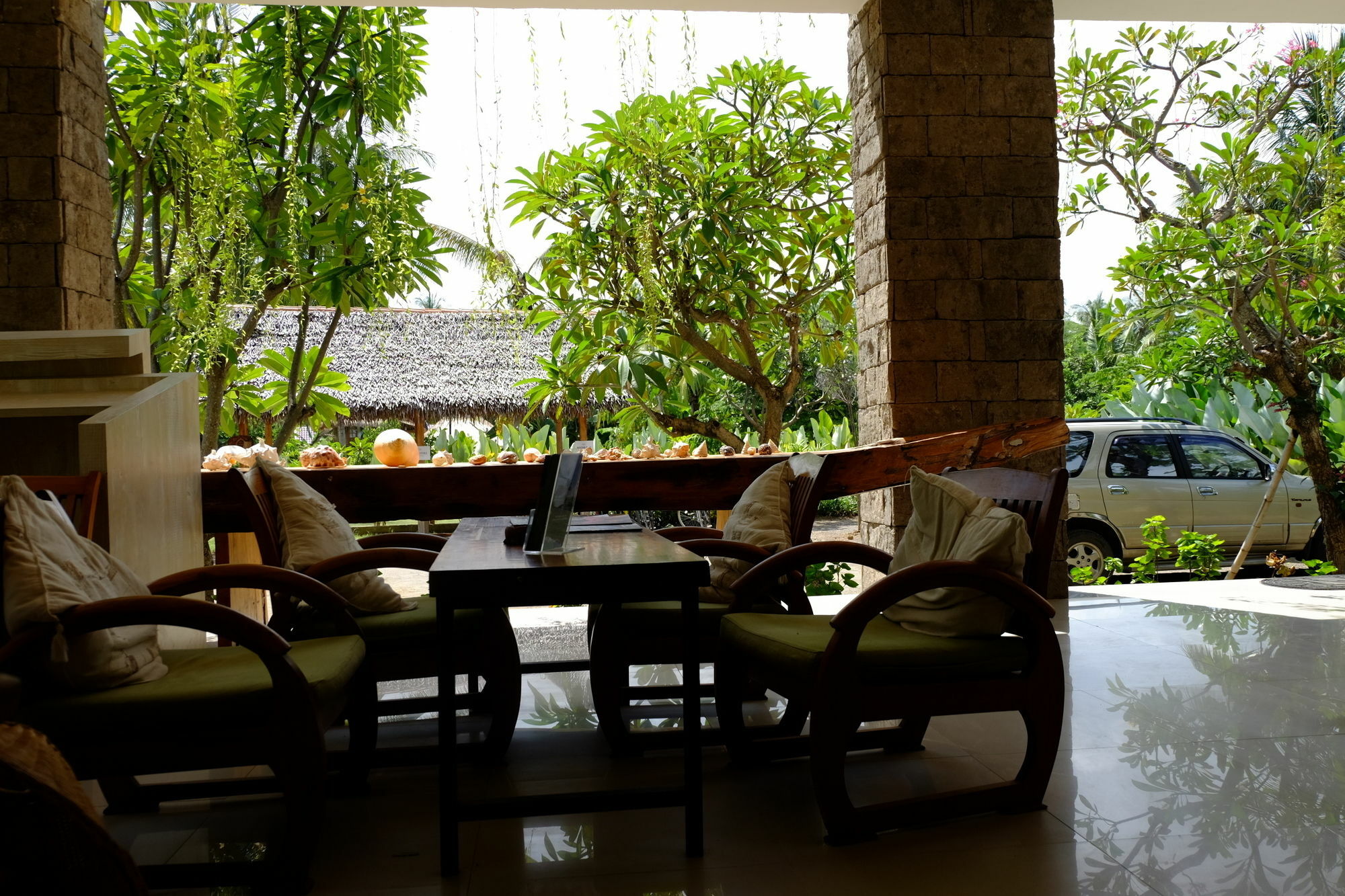 Mina Tanjung Hotel Extérieur photo